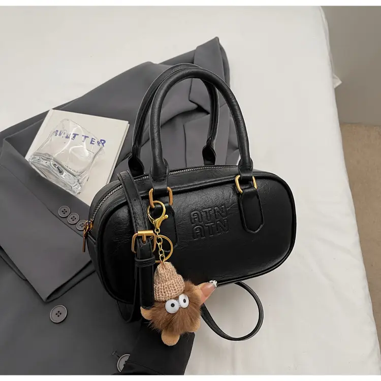 Vintage Black Shoulder Crossbody Bag for Women 2024 — feature 26