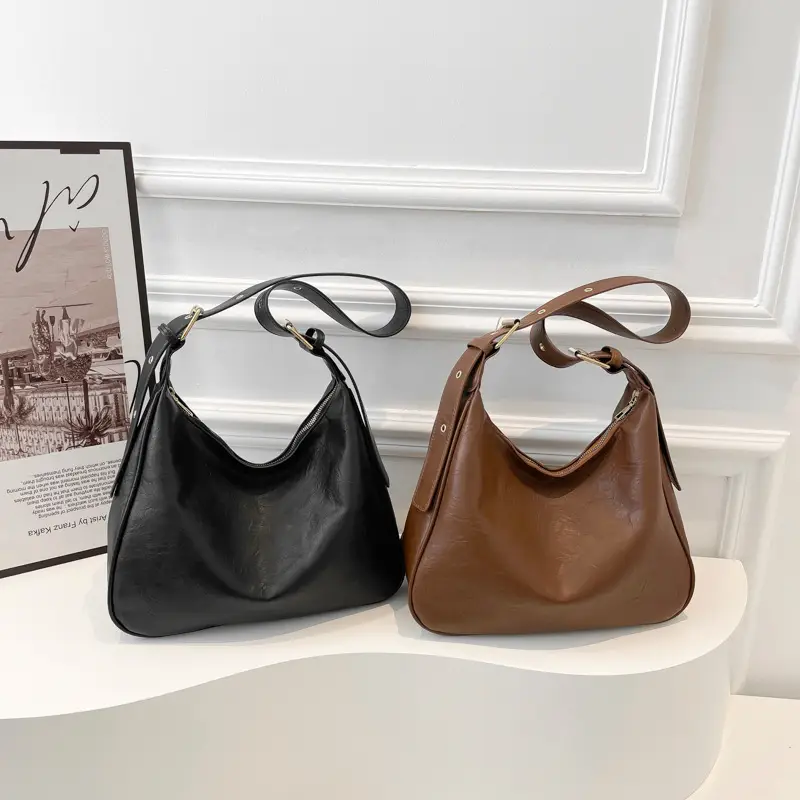 Brown Korean Style Large Capacity Commuter Tote Bag - Image 6