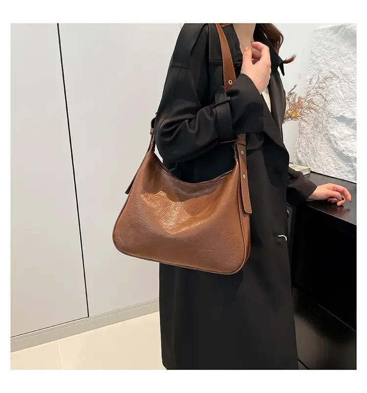Brown Korean Style Large Capacity Commuter Tote Bag — feature 12