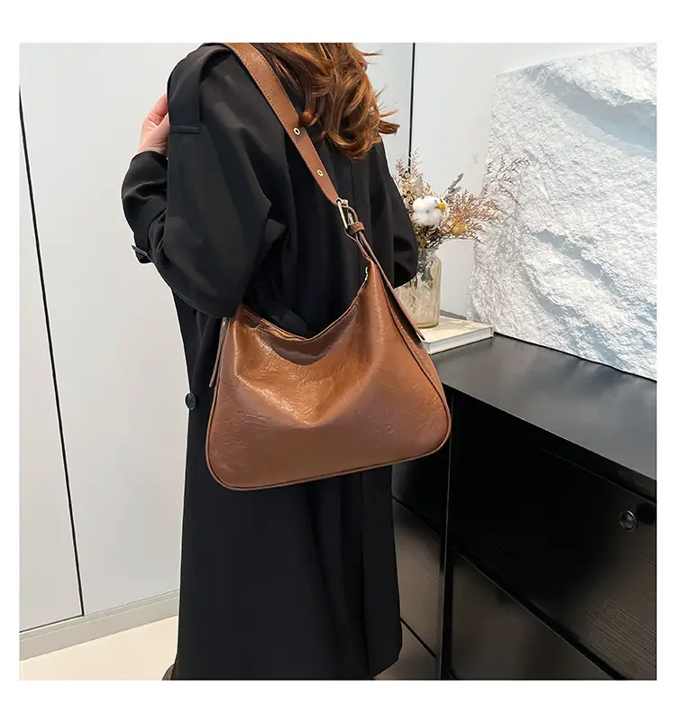 Brown Korean Style Large Capacity Commuter Tote Bag — feature 16