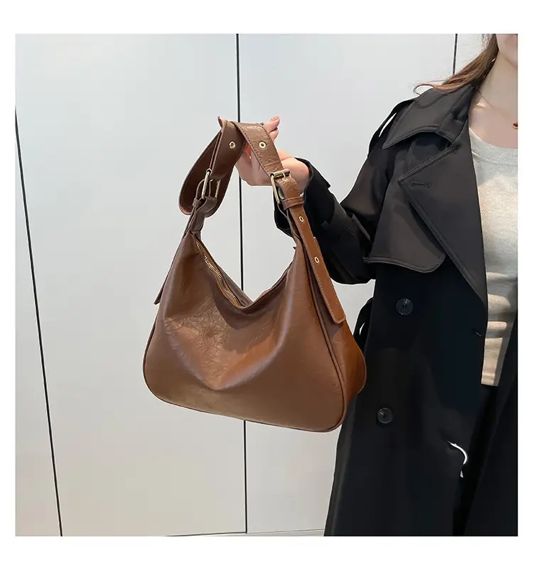 Brown Korean Style Large Capacity Commuter Tote Bag — feature 17