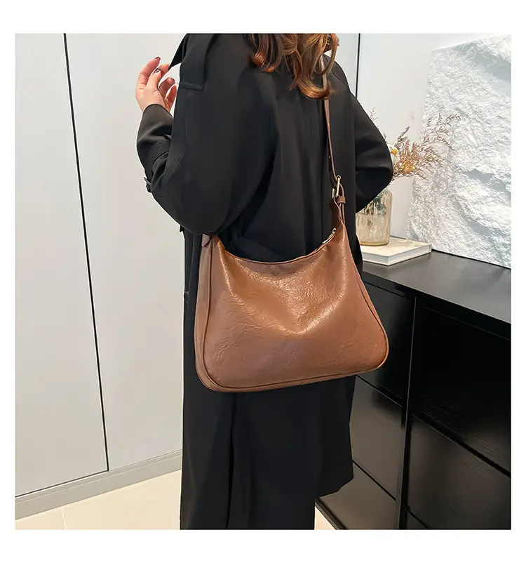 Brown Korean Style Large Capacity Commuter Tote Bag — feature 20