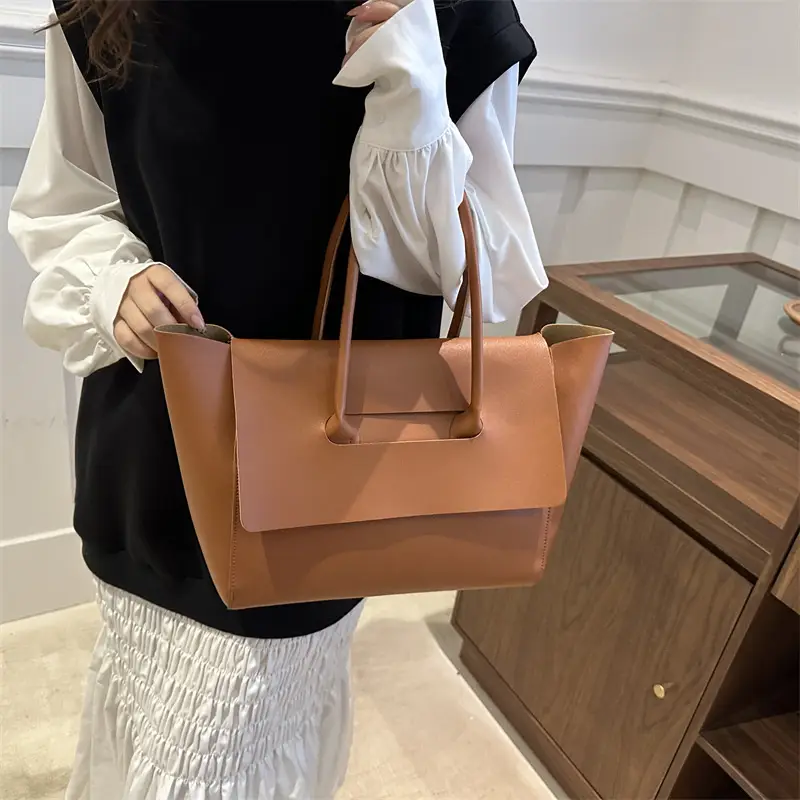 Retro Style Women's Shoulder Bag Cream 2024 - Image 8