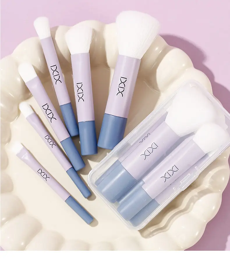 Xixi Macaron 6-Piece Mini Makeup Brush Set — feature 12
