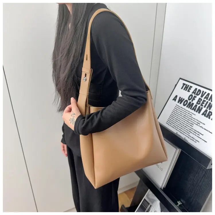 Black Leather Crossbody & Zipper Bag Set for Women — feature 11