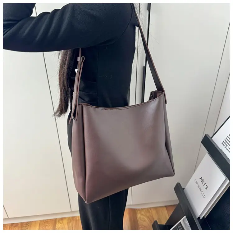 Black Leather Crossbody & Zipper Bag Set for Women — feature 7