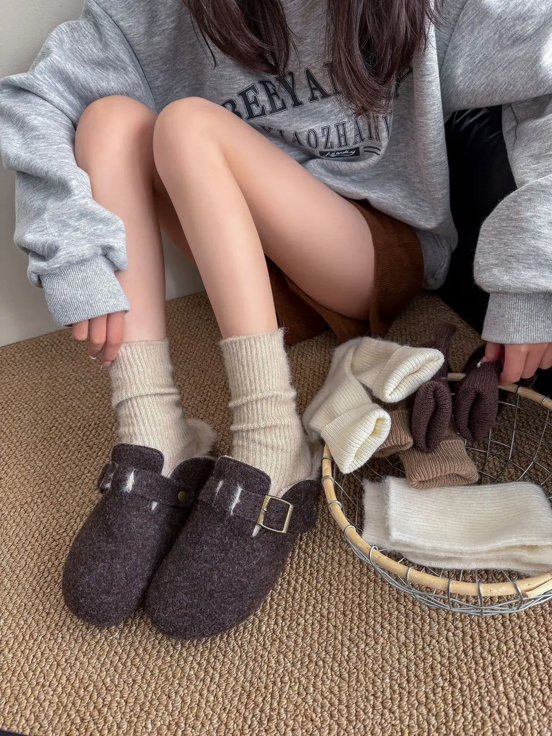 Wool socks children's autumn and winter Maillard socks padded warm cashmere stockings winter Birkenneth shoes piled socks — feature 4