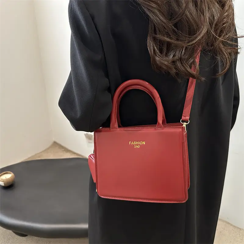 Women's Retro Textured Brown Shoulder Bag 2024 - Image 7