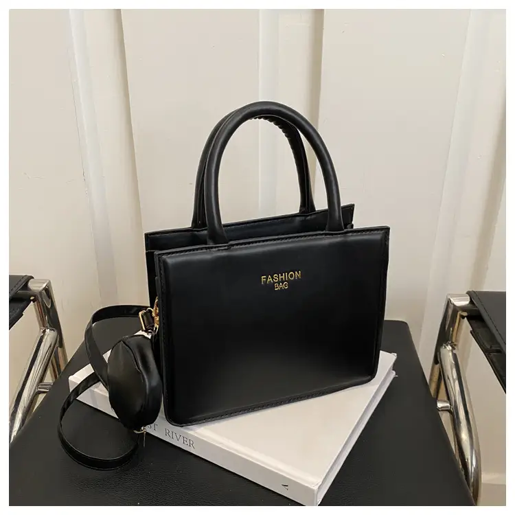 Women's Retro Textured Brown Shoulder Bag 2024 — feature 14