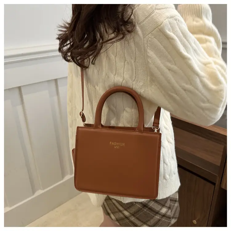 Women's Retro Textured Brown Shoulder Bag 2024 — feature 24