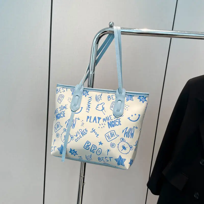 Women's Large Capacity Graffiti Print Tote Bag - Image 3