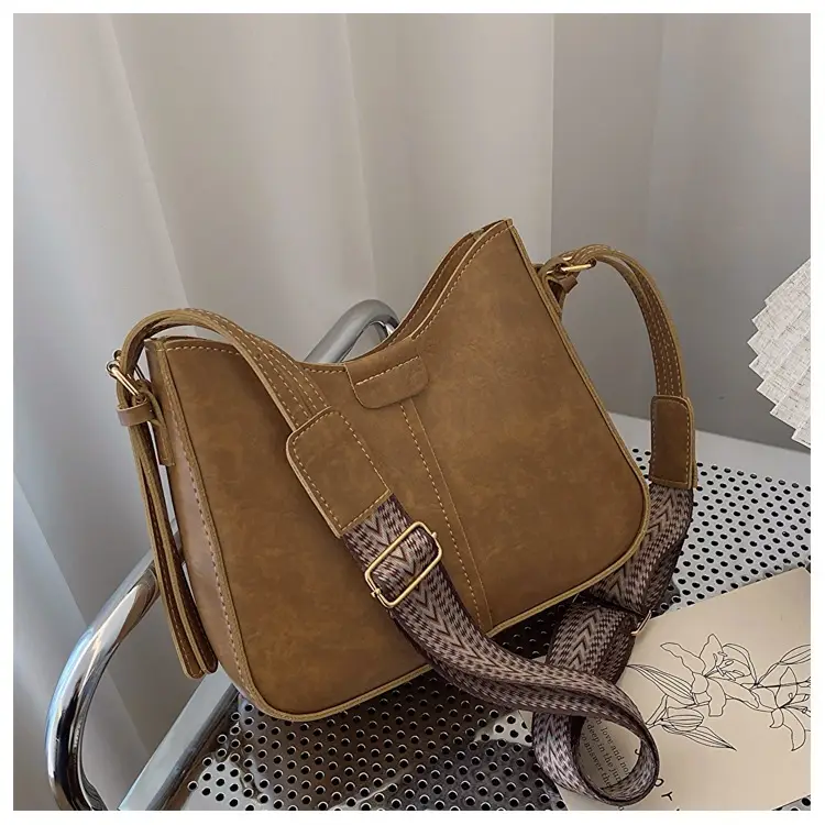 Black Leather Shoulder Bag for Women 2024 Trendy — feature 23