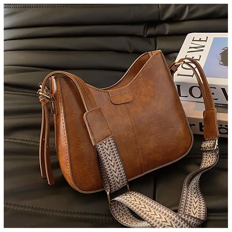Black Leather Shoulder Bag for Women 2024 Trendy — feature 26