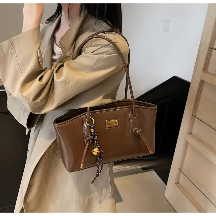 Black Crossbody Bag Women Autumn Winter 2024 — feature 22