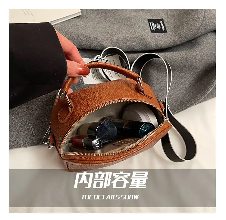 2024 New Jersey Cowhide Shoulder Crossbody Bag — feature 4