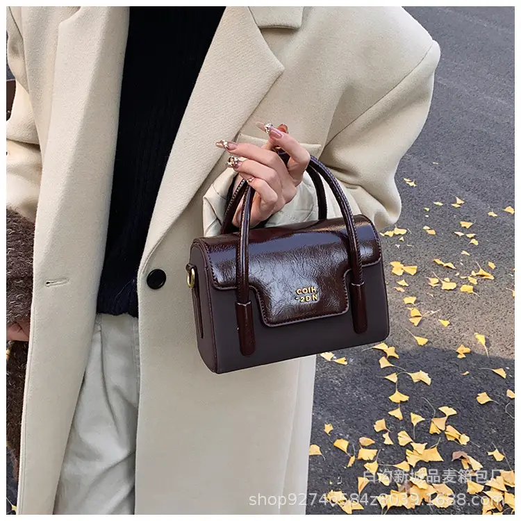Women Crossbody Brown Leather Square Bag 2026 — feature 22