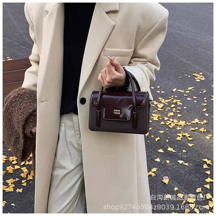 Women Crossbody Brown Leather Square Bag 2026 — feature 23