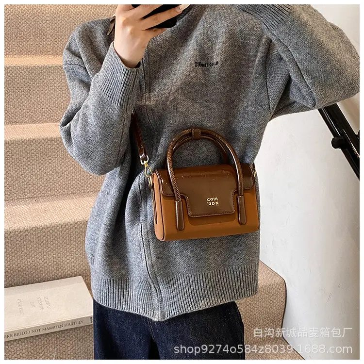 Women Crossbody Brown Leather Square Bag 2026 — feature 28