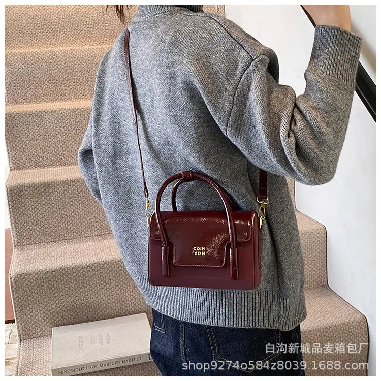 Women Crossbody Brown Leather Square Bag 2026 — feature 32
