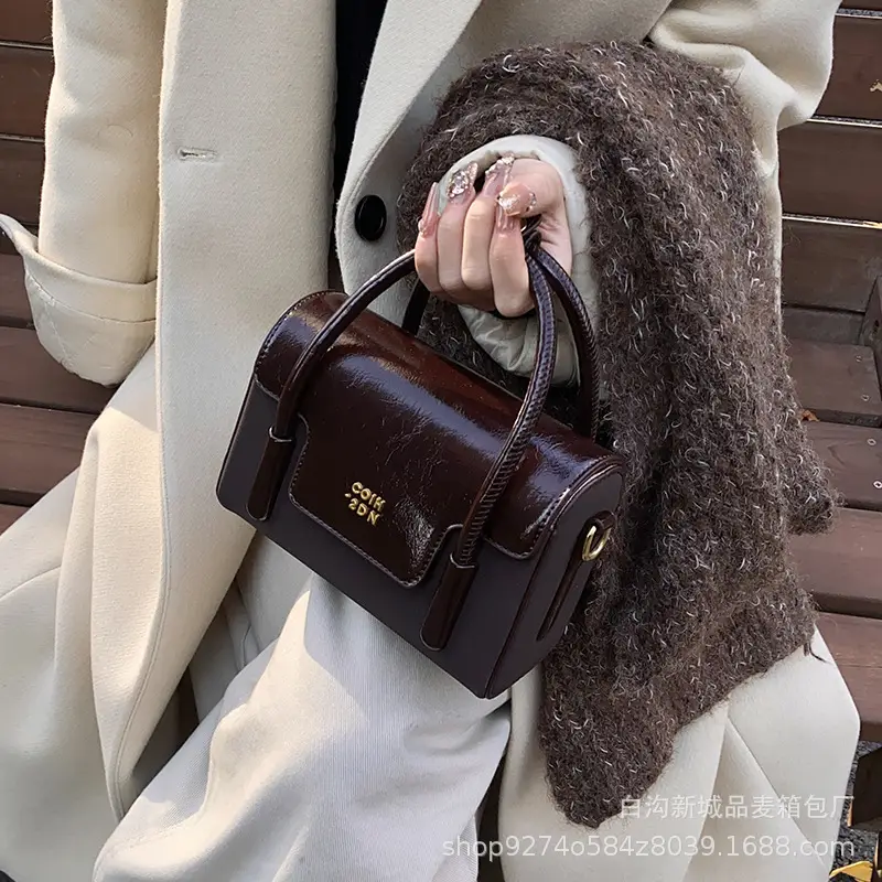 Women Crossbody Brown Leather Square Bag 2026 - Image 2