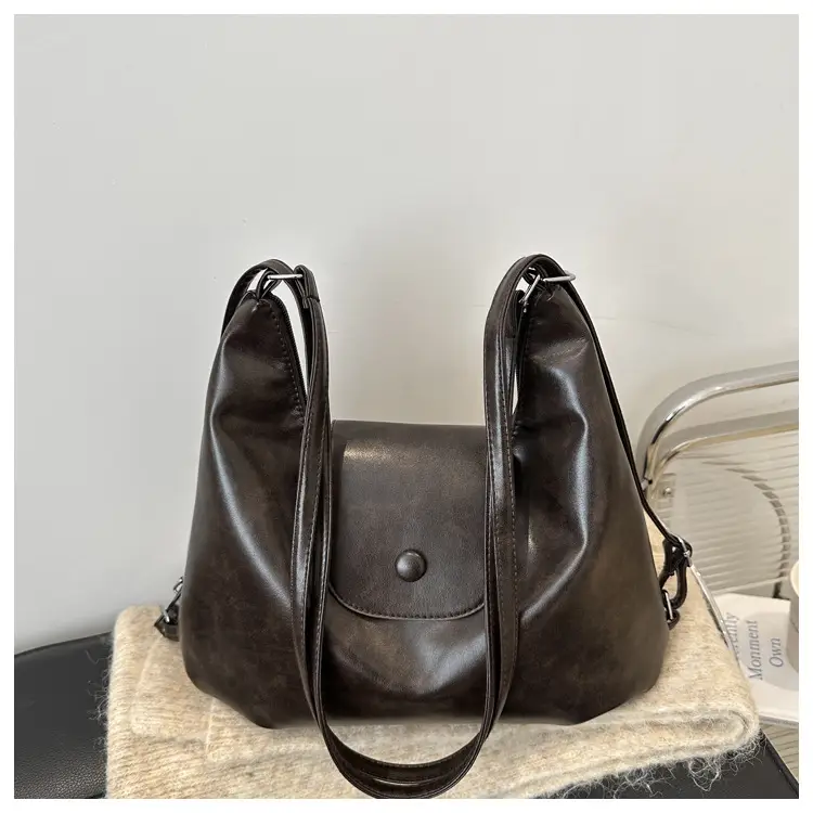 Women's Large Capacity Commuter Tote Bag Niche Western Style - Image 5