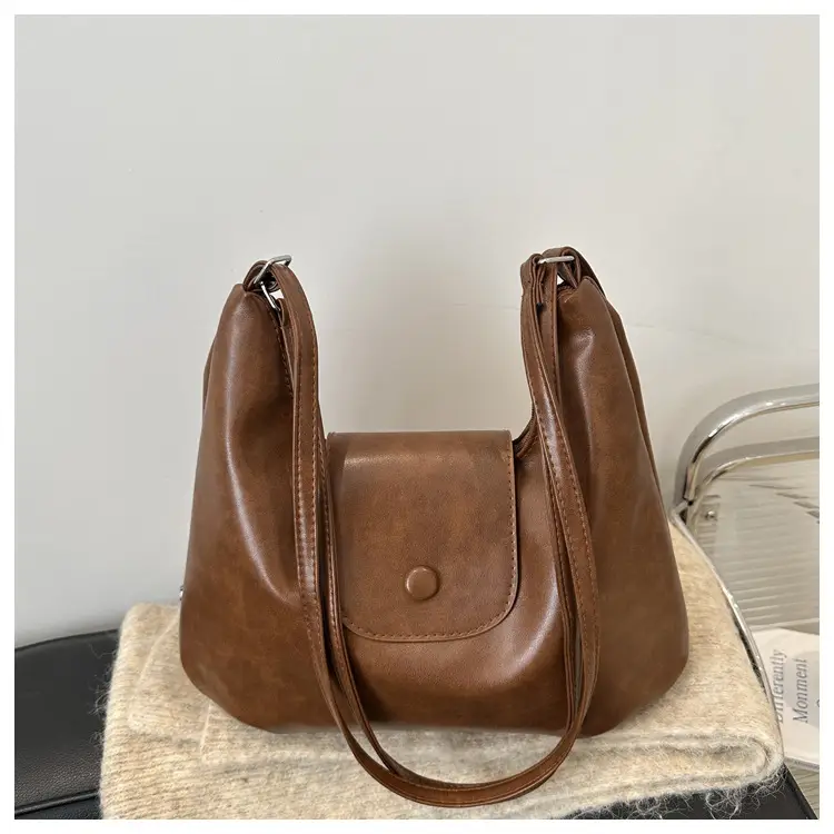 Women's Large Capacity Commuter Tote Bag Niche Western Style - Image 6