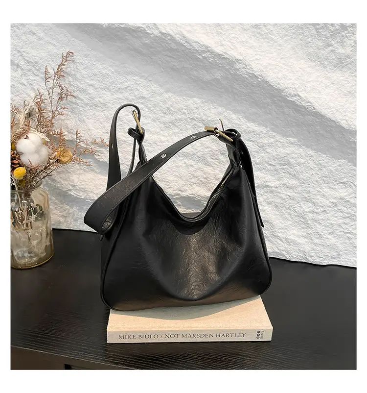 Black Leather Shoulder Bag for Women 2024 Winter Autumn — feature 19