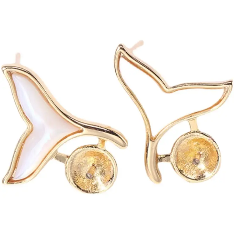 Gold Plated Fish Tail Earrings & Bracelet Set - Image 14