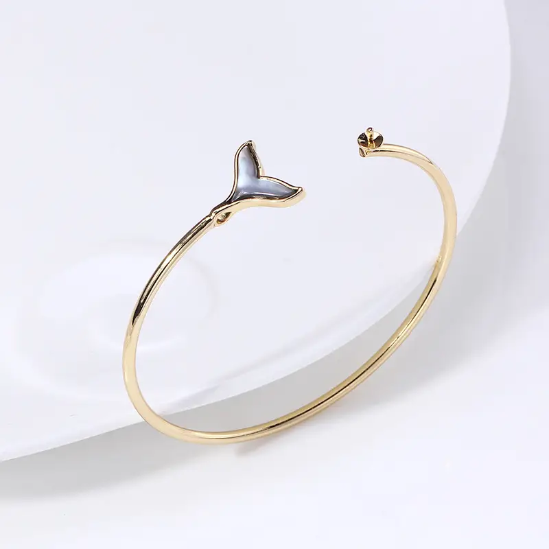 Gold Plated Fish Tail Earrings & Bracelet Set - Image 6