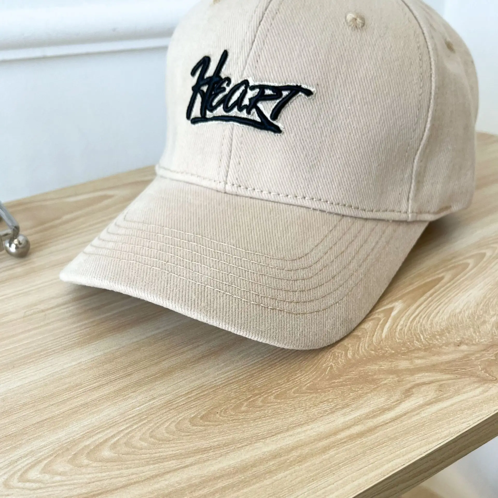 Women White Heart Logo Baseball Cap Winter Corduroy — feature 13