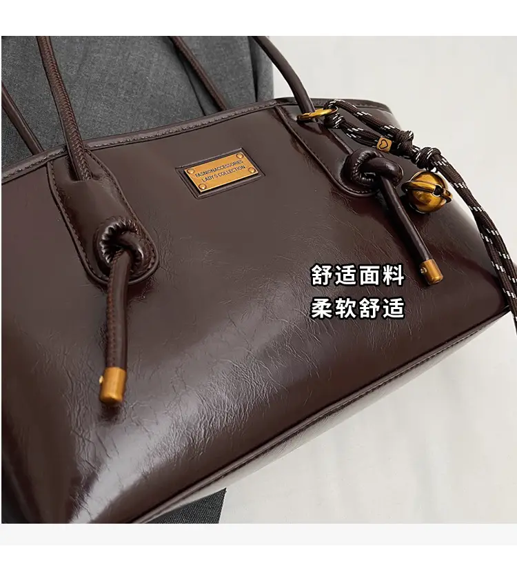 Women Cross-Border Bag Red Leather Shoulder Tote Winter 2026 — feature 5
