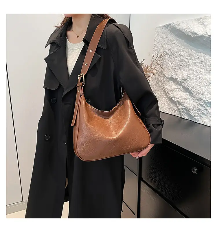 Black Korean Style Large Capacity Commuter Tote Bag — feature 15