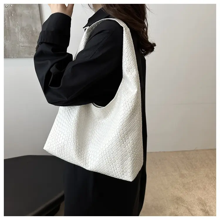 2024 Western Style Woven Tote Bag Black Large Capacity — feature 17