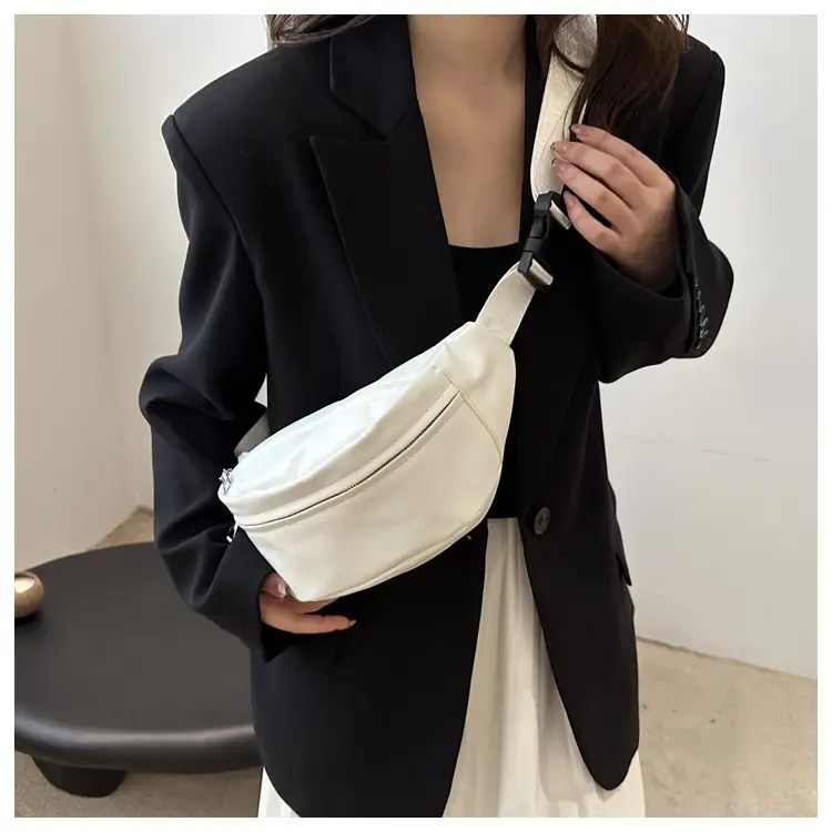 Retro Beige Chest Crossbody Bag 2024 New Fashion — feature 11