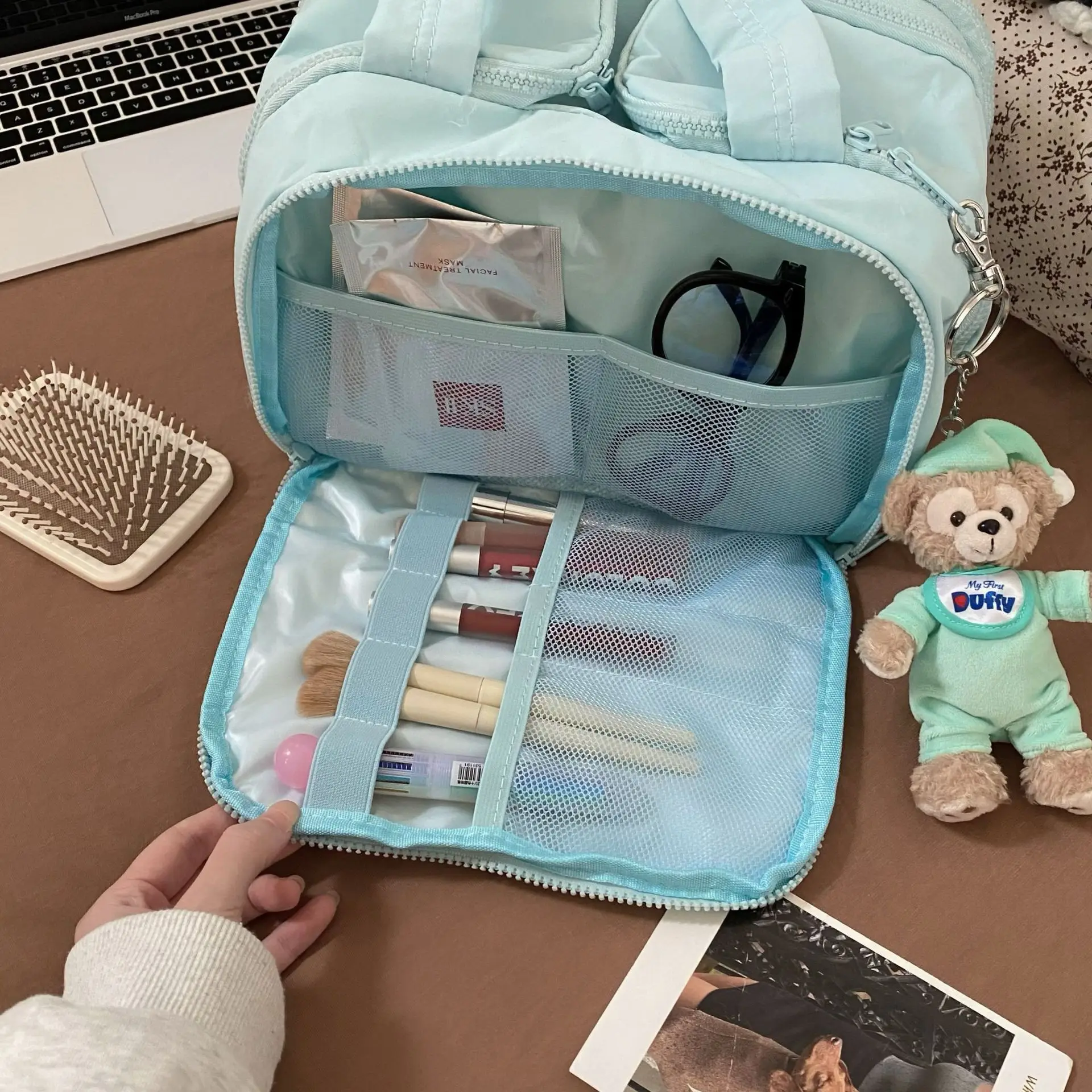 Women Large Capacity Cosmetics Bag with Makeup Brush Partition