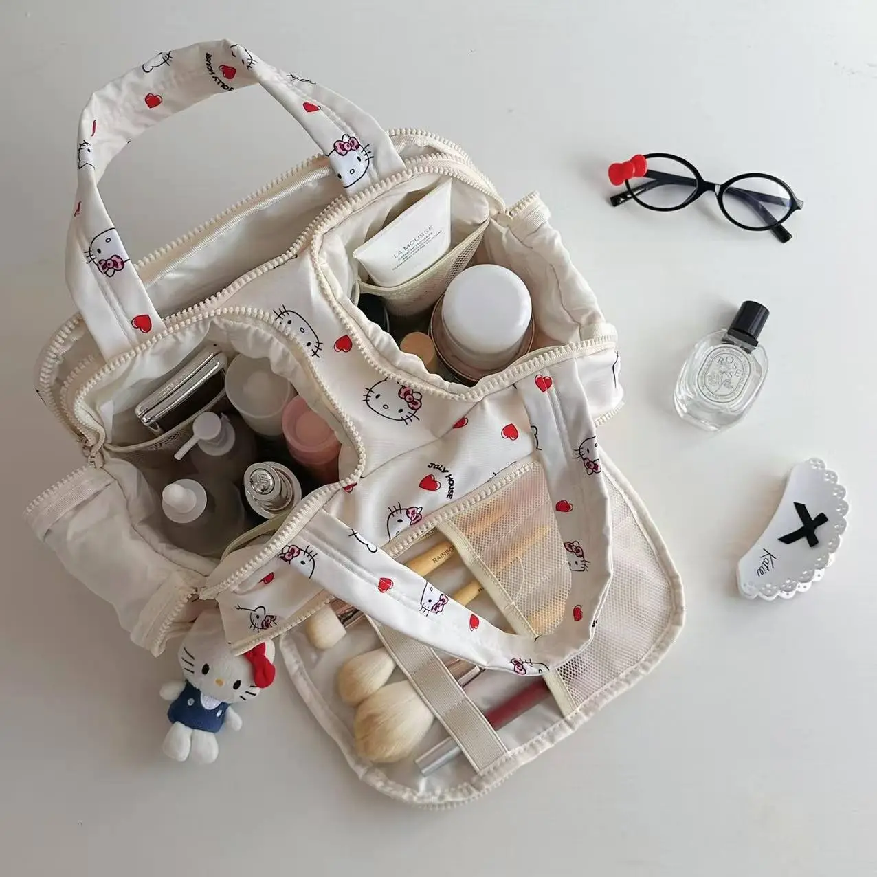Women Large Capacity Cosmetics Bag with Makeup Brush Partition