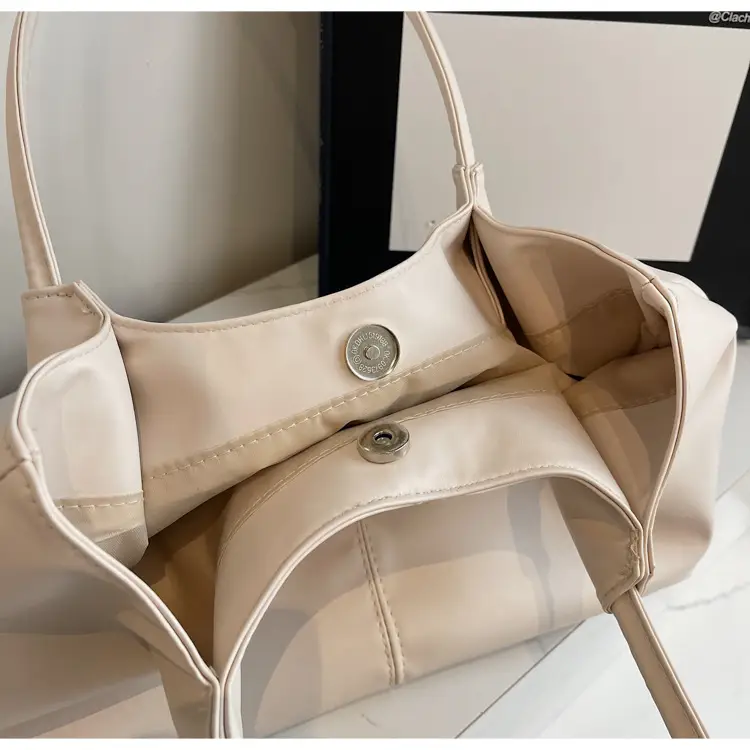 2024 Vintage Black Shoulder Bag for Women — feature 15