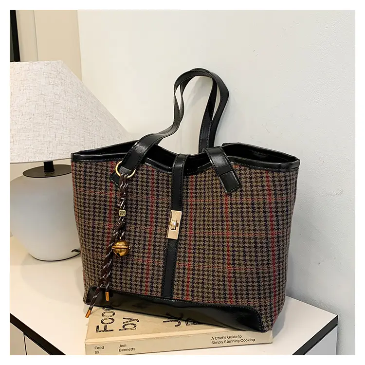Women Woolen Plaid Shoulder Bag Large Capacity 2024 - Image 6