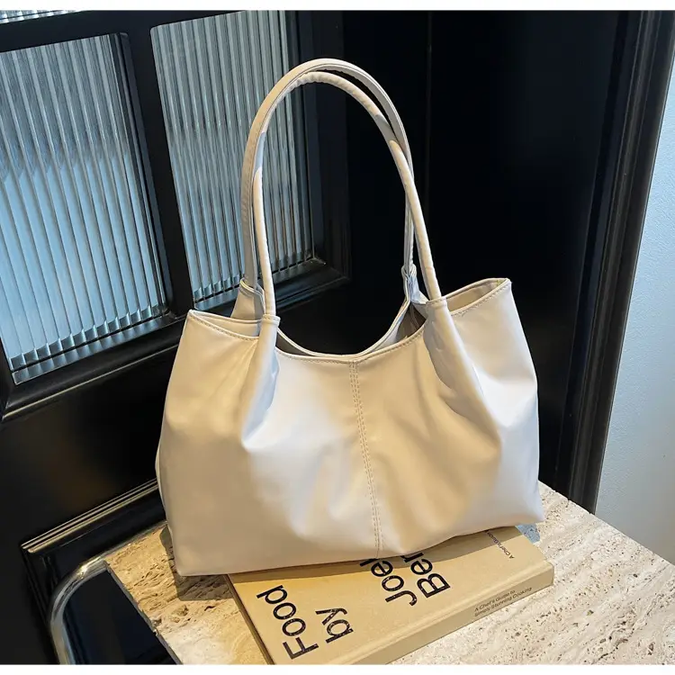 Large Capacity Japanese Korean Fashion Tote Bag Black White — feature 27