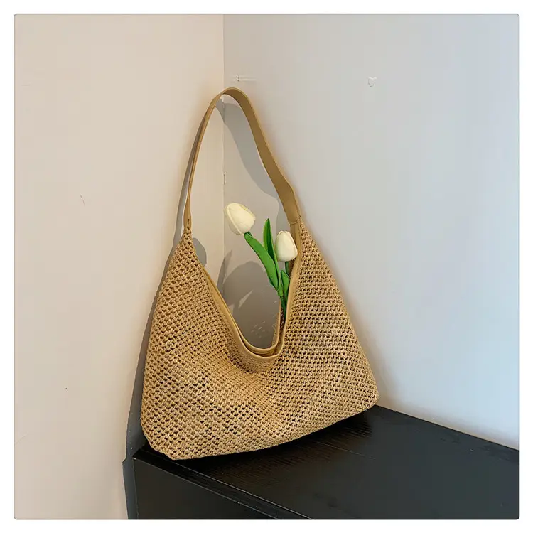 Golden Woven Underarm Bag for Women Large Capacity — feature 40