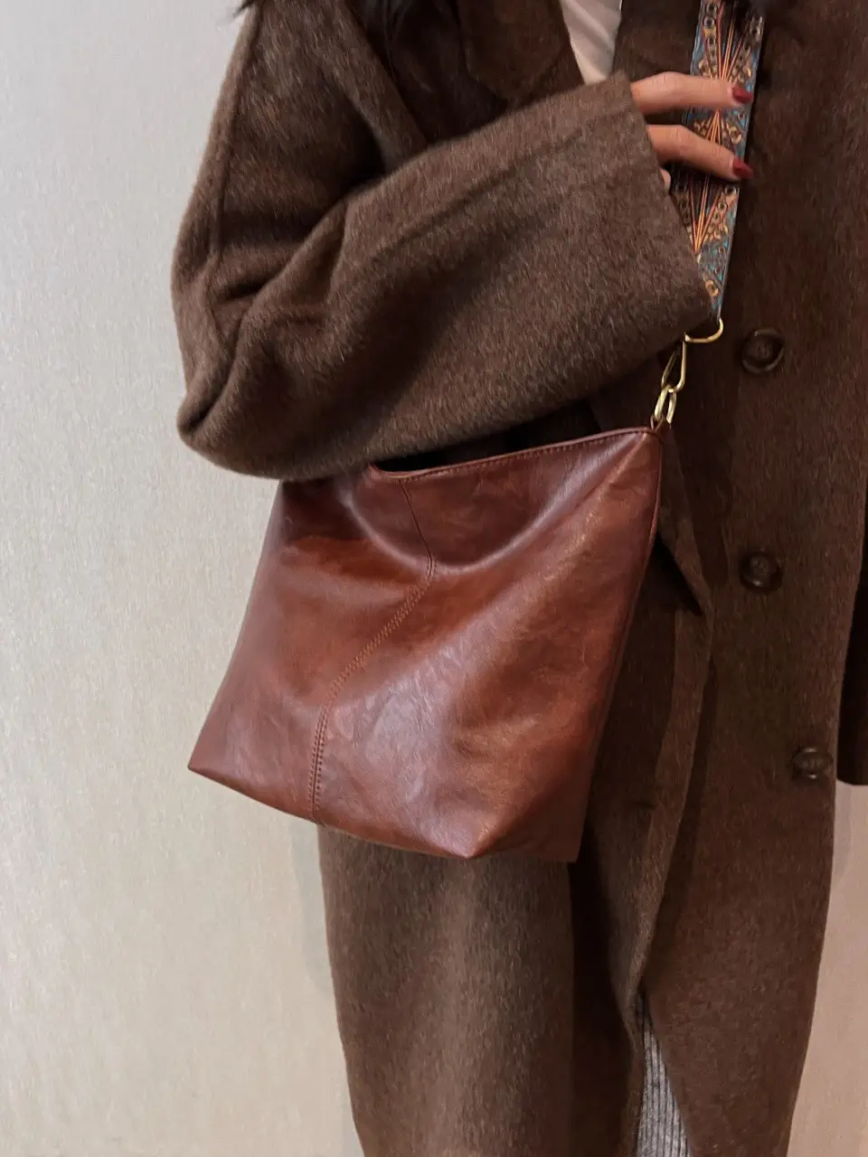 2024 Women's Large Leather Shoulder Crossbody Bag - Image 8