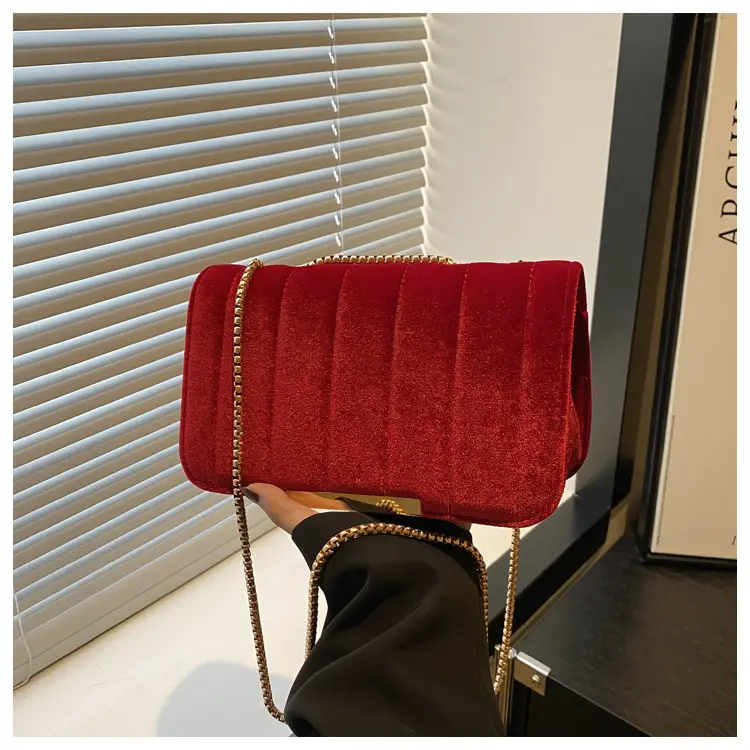 Trendy Gold Velvet Chain Shoulder Bag for Women — feature 21