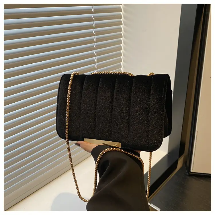Trendy Gold Velvet Chain Shoulder Bag for Women — feature 22