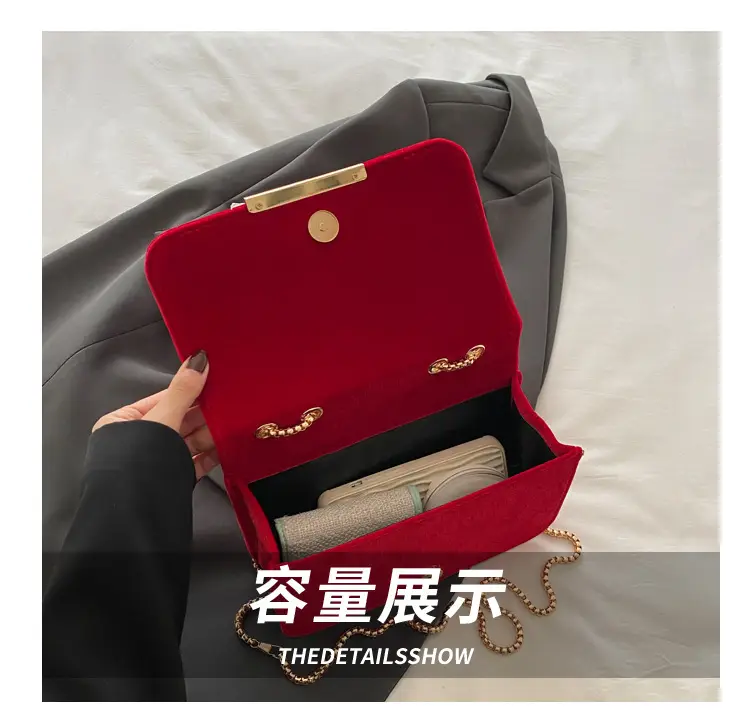 Trendy Gold Velvet Chain Shoulder Bag for Women — feature 6