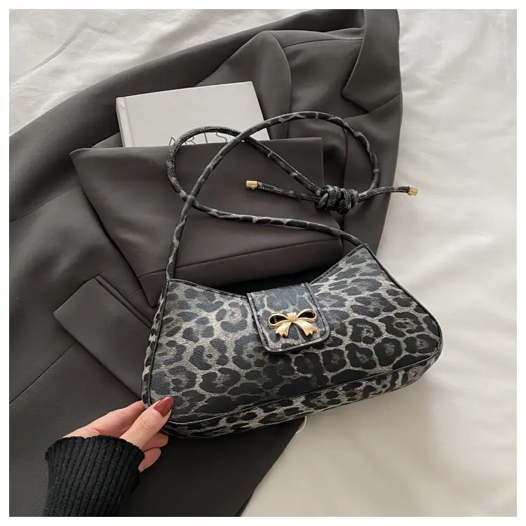 Leopard Print Women's Shoulder Bag 2024 Winter — feature 20