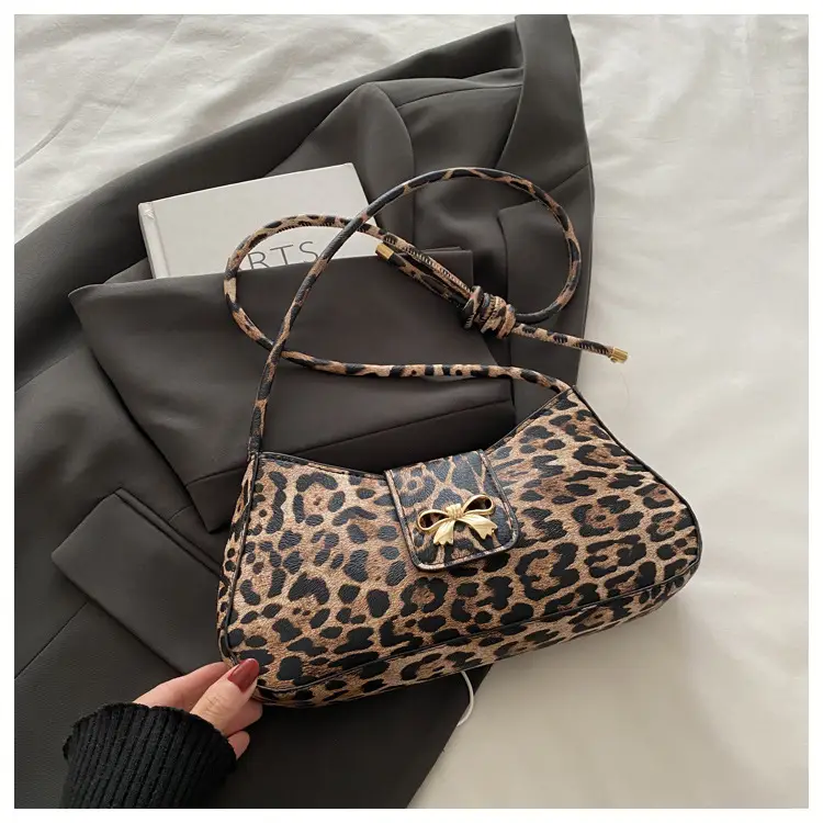 Leopard Print Women's Shoulder Bag 2024 Winter — feature 21