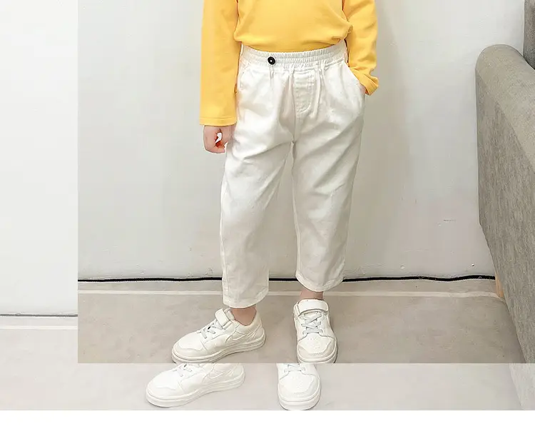 Girls Velvet Half-High Collar Yellow T-Shirt White Pants — feature 9