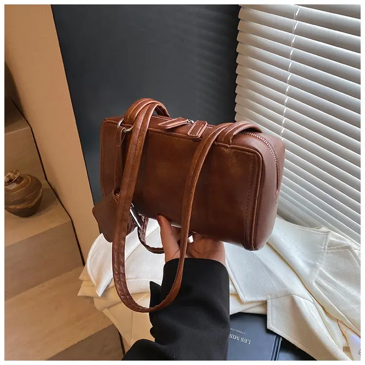 Black Crossbody Bag for Women 2026 Autumn Winter — feature 15