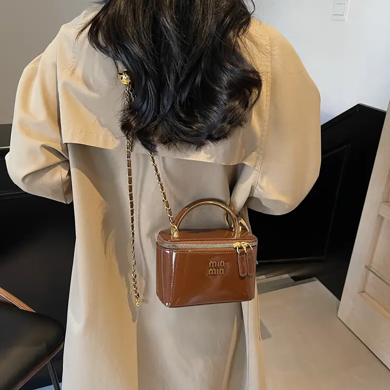 Women's Cross-border Retro Oil Wax Leather Box Bag Brown Gold Chain - Image 8