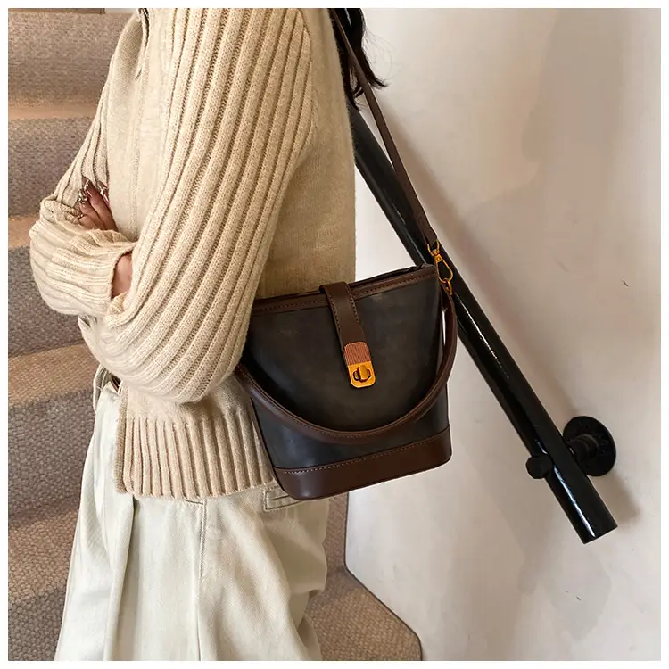 2024 Women's Retro Shoulder Crossbody Bag Black — feature 10
